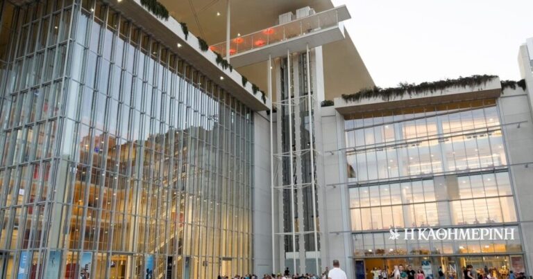 SNF Nostos: Γιατί χρειαζόμαστε χώρους όπου μπορούμε να είμαστε «alone together»
