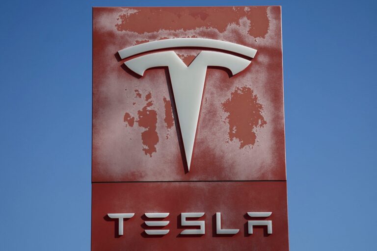 Η Tesla θα αυξήσει την παραγωγή της στη Γερμανία κατά 20%