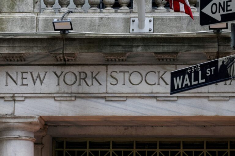 Βαριές απώλειες στη Wall Street: Στο στόχαστρο οι μετοχές τεχνητής νοημοσύνης και ημιαγωγών