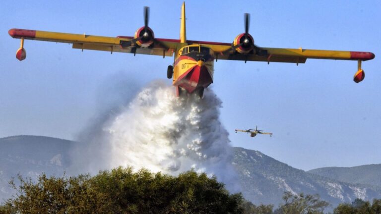 Η Ελλάδα στέλνει δύο Canadair για τη μάχη στο πύρινο μέτωπο της Ισπανίας