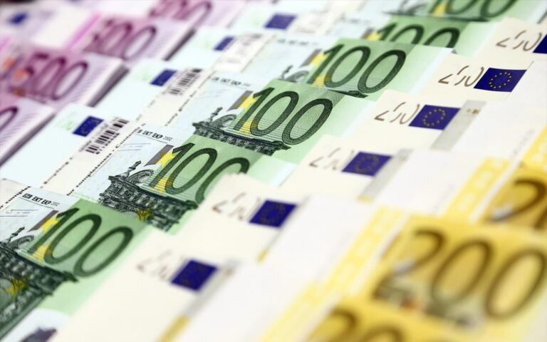 Ιδιωτικό χρέος: 4,25 εκατ. οφειλέτες στην εφορία – Μόλις το 6,8% των οφειλών σε ρύθμιση