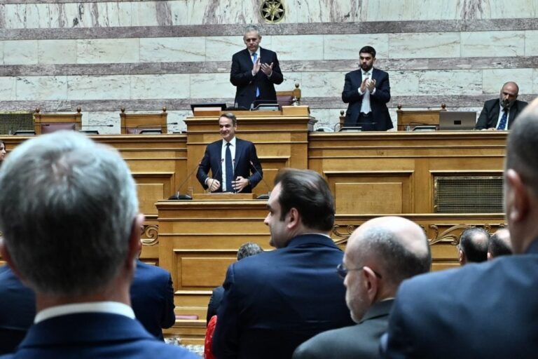 ΑΠΕΥΘΕΙΑΣ - Η ομιλία του Κυριάκου Μητσοτάκη στην ΚΟ της Νέας Δημοκρατίας