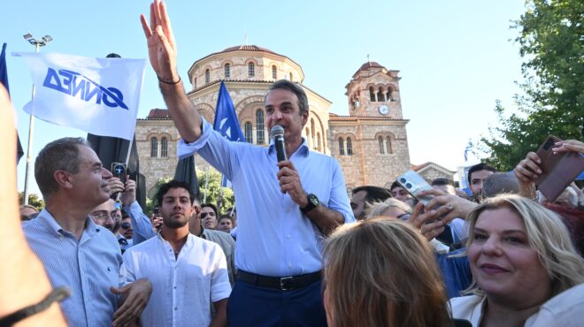 Πονοκέφαλος για το Μαξίμου μετά την παρέμβαση Φεύγα