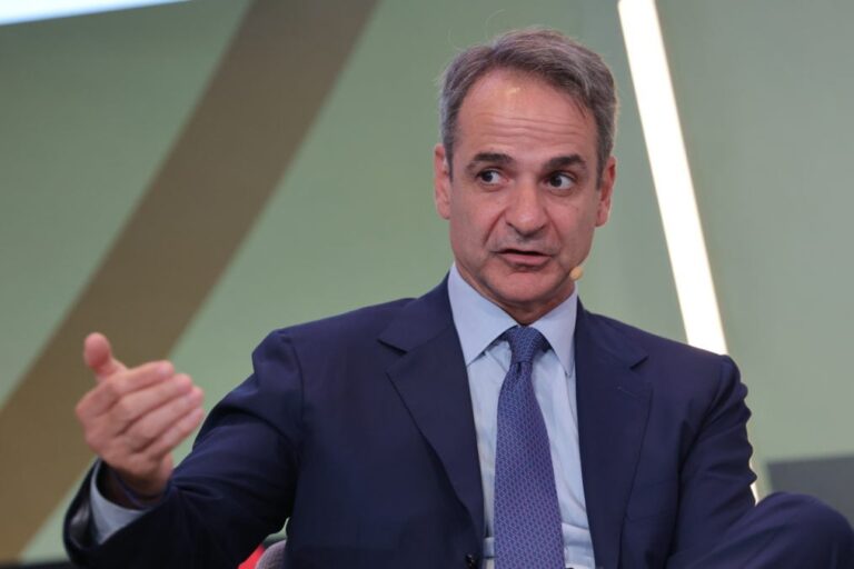 Κυριάκος Μητσοτάκης: Τηλεφωνική επικοινωνία με τον Εμίρη του Κατάρ - Τι συζήτησαν