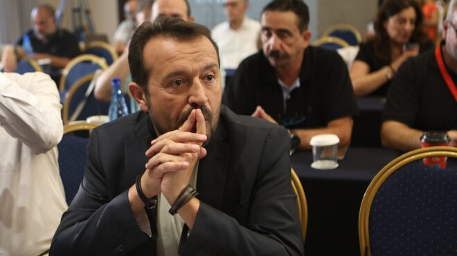 ρένα-δούρου-η-κατάσταση-του-συριζα-είν-564350629