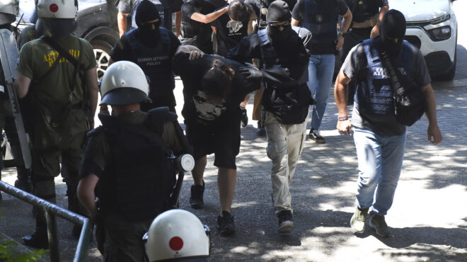 Δολοφονία Βάγιας Νέστορα: Η ομπρέλα – «υπογραφή» από το 2022 και η γκάφα που πρόδωσε τους δράστες