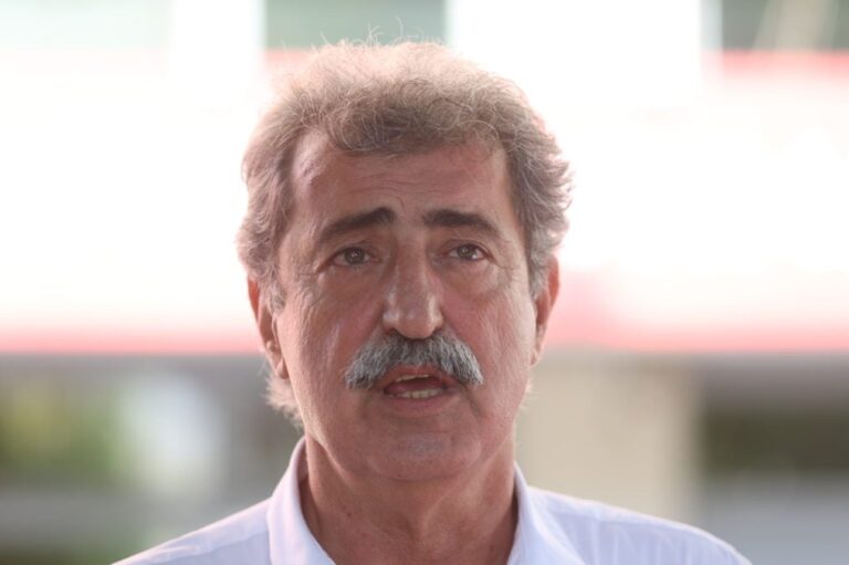 Παύλος Πολάκης: Και επισήμως πίσω στον ΣΥΡΙΖΑ - Ανακοινώθηκε η επανένταξή του στην Κοινοβουλευτική Ομάδα