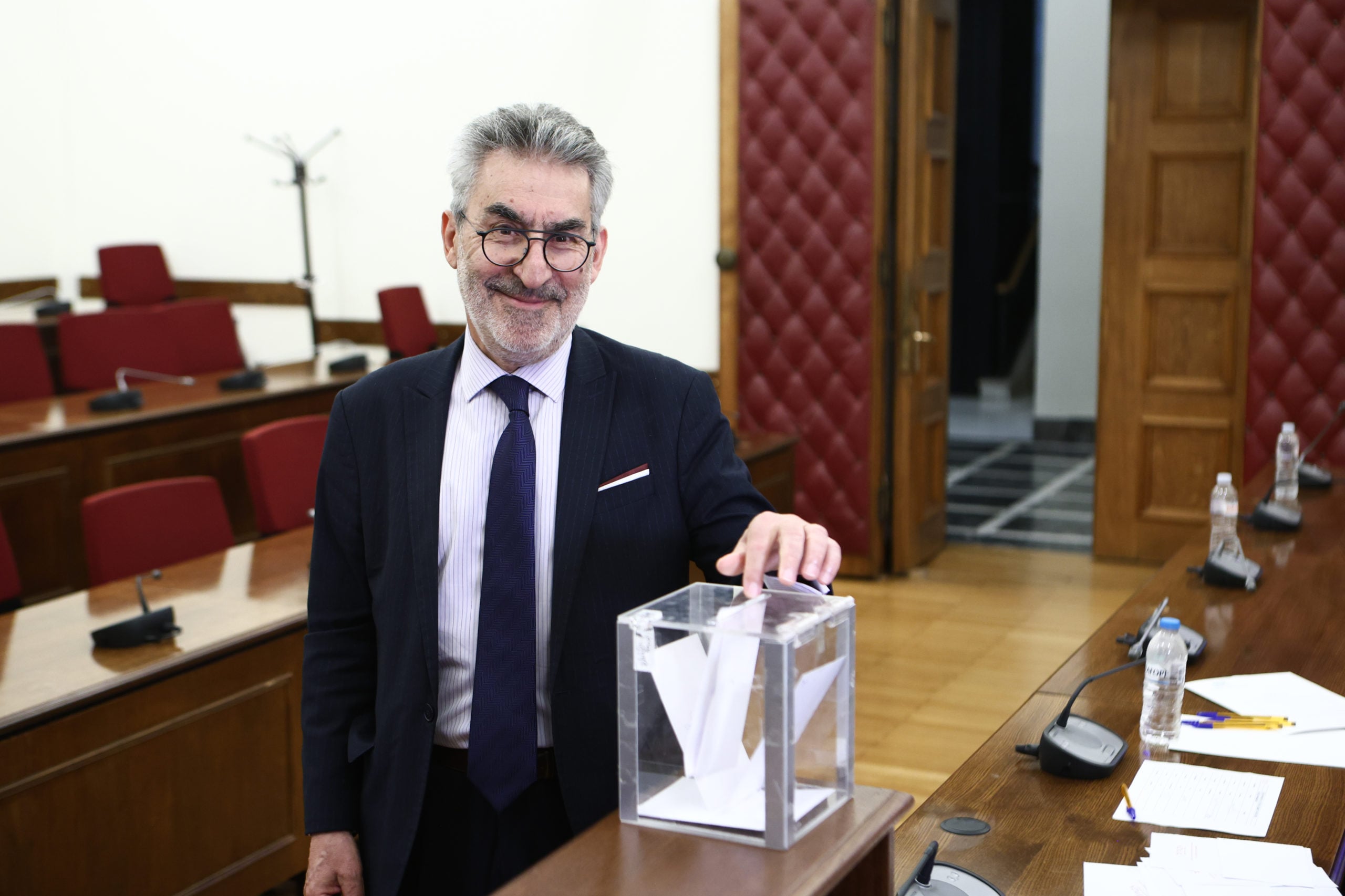 &Sigma;&Upsilon;&Rho;&Iota;&Zeta;&Alpha; &Xi;&Alpha;&Nu;&Theta;&Omicron;&Pi;&Omicron;&Upsilon;&Lambda;&Omicron;&Sigma;