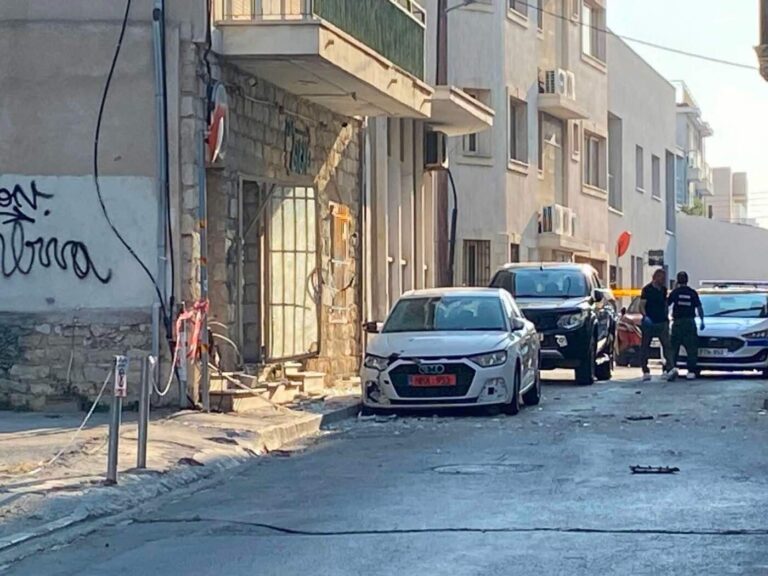 Έρευνες για τη βόμβα που εξεράγη σε μπουάτ στη Λεμεσό