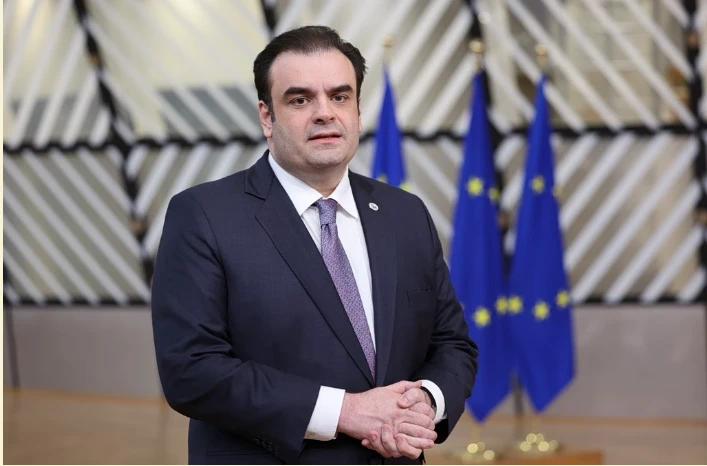 Κυριάκος Πιερρακάκης: Τα έσοδα από το φάσμα στην υπηρεσία της Ευρώπης