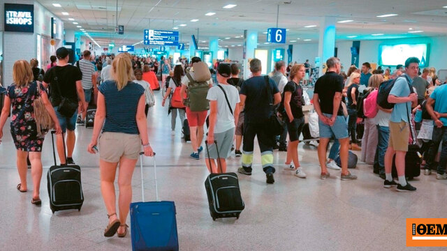 Τέλος οι παλιές ταυτότητες για τα ταξίδια στο εξωτερικό από τις 3/8, τι ισχύει για τη διορία του 2027