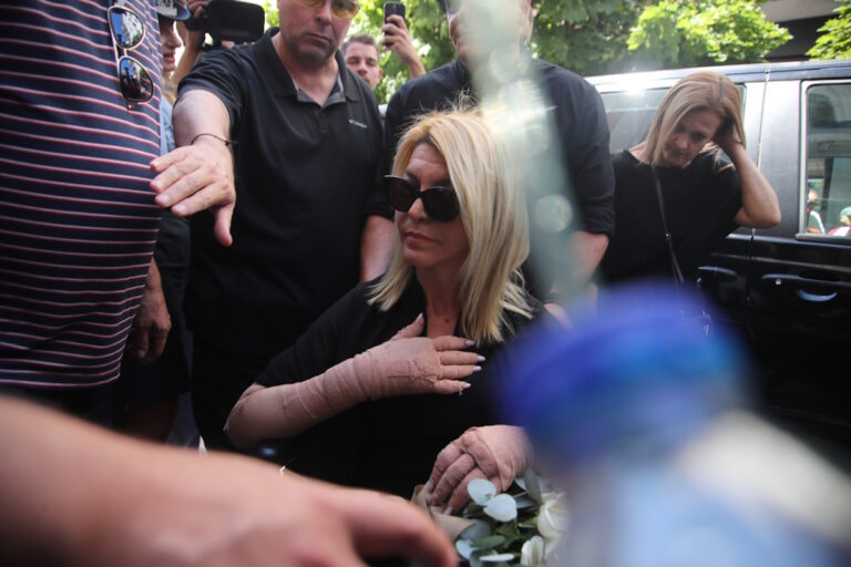 Εξόδιος ακολουθία της Βάγιας Νέστορα στην Κοζάνη.   Πέμπτη 9 Ιουλίου 2026   (ΒΑΣΙΛΗΣ ΒΕΡΒΕΡΙΔΗΣ