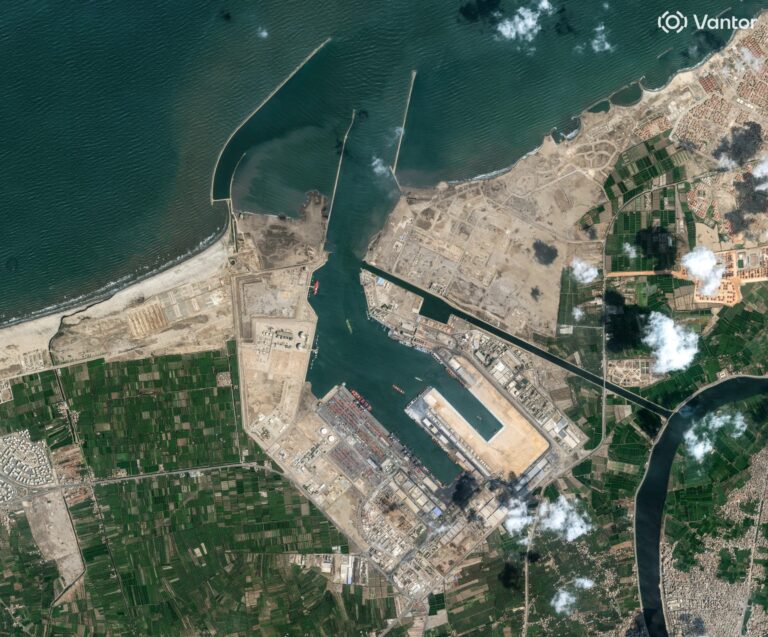 Η επίθεση με drone στην Αίγυπτο προκαλεί ανησυχίες για την ασφάλεια σχετικά με τις εξαγωγές πετρελαίου στο Σουέζ