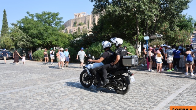 Προφυλακιστέος ο 60χρονος που επιτέθηκε με μαχαίρι σε Αμερικανούς τουρίστες στην Ακρόπολη