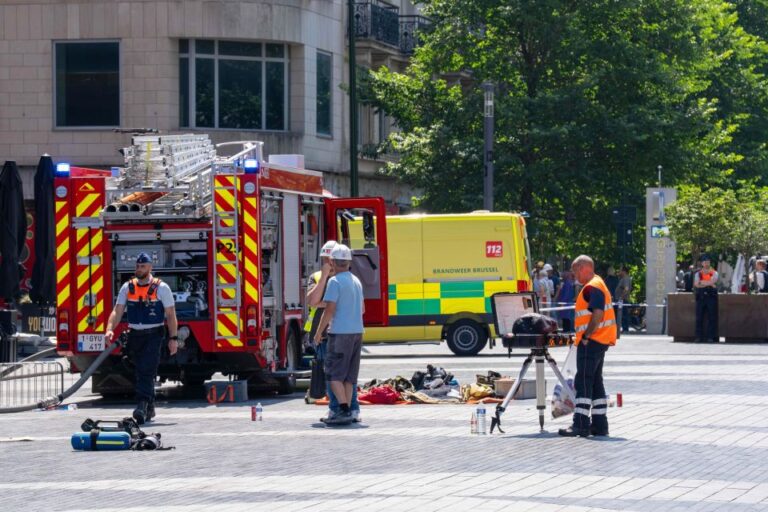 «Αρκετοί νεκροί» από την φωτιά σε εργοτάξιο στις Βρυξέλλες: Αγνοούνται έξι άτομα