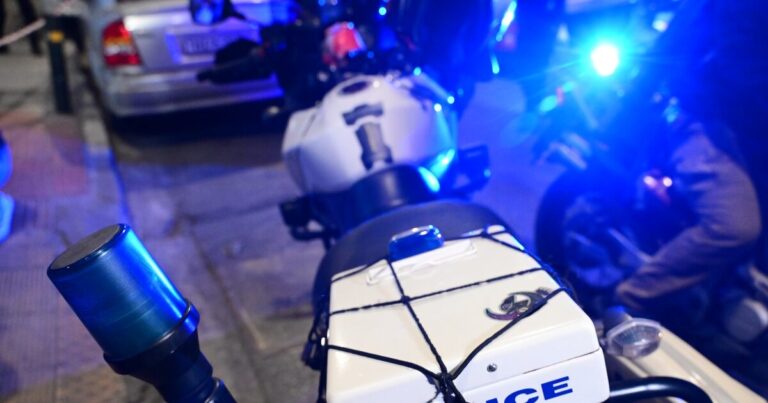 Εύβοια: Οδηγός μηχανής συγκρούστηκε με αγριογούρουνα - Νοσηλεύεται με κατάγματα
