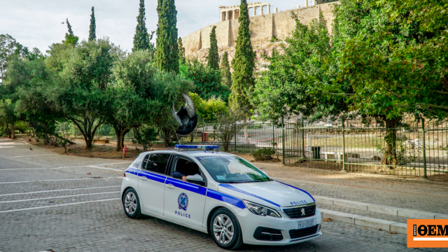 Ακρόπολη: Άνδρας με μαχαίρι τραυμάτισε δύο Ελληνοαμερικανούς τουρίστες