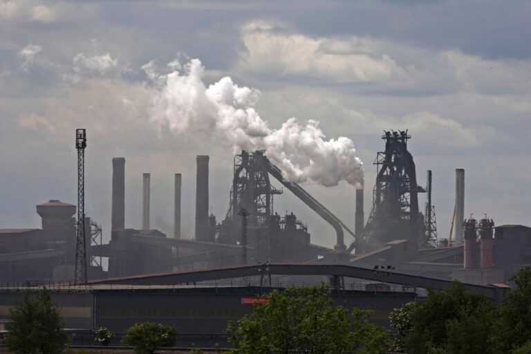British Steel: Η Βρετανία εθνικοποίησε τη χαλυβουργία - Στόχος να «προστατευθεί το εθνικό συμφέρον»