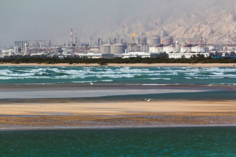 Εκρήξεις στην Μπουσέρ του Ιράν όπου βρίσκεται ο πυρηνικός σταθμός εν μέσω πολεμικής ανάφλεξης στον Κόλπο