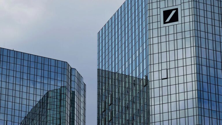 Έφοδος στα γραφεία της Deutsche Bank στη Φρανκφούρτη