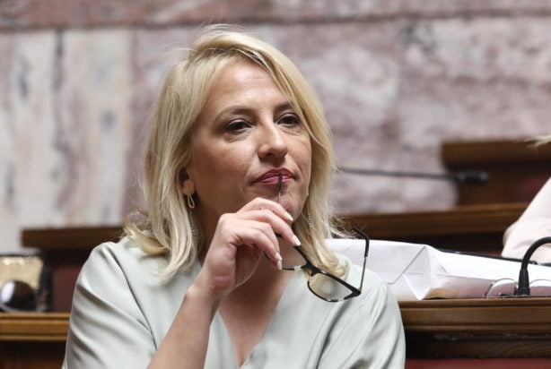 Δούρου σε Πολάκη: Δεν απαντώ σε «κύκλους» – Θα είμαι υποψήφια για πρόεδρος της Κ.Ο.