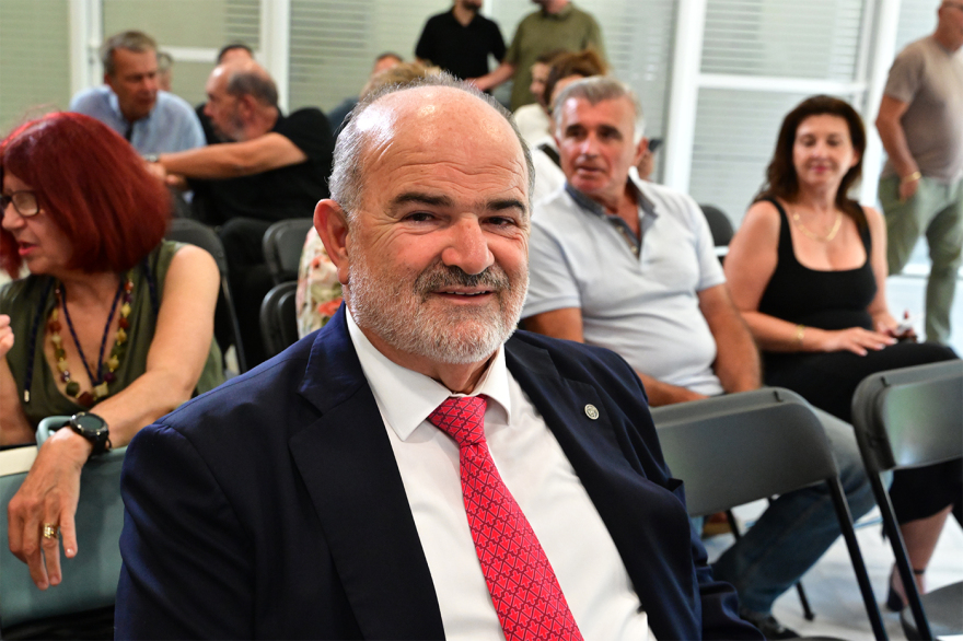 &Omicron; &Tau;&sigma;ί&pi;&rho;&alpha;&sigmaf; &pi;&alpha;&rho;&omicron;&upsilon;&sigma;ί&alpha;&sigma;&epsilon; &tau;&omicron; &sigma;&chi;έ&delta;&iota;&omicron; &tau;&eta;&sigmaf; &Epsilon;&Lambda;&Alpha;&Sigma; &gamma;&iota;&alpha; &tau;&eta;&nu; &Tau;&omicron;&pi;&iota;&kappa;ή &Alpha;&upsilon;&tau;&omicron;&delta;&iota;&omicron;ί&kappa;&eta;&sigma;&eta;: &Theta;&alpha; &kappa;&alpha;&tau;&alpha;&rho;&gamma;ή&sigma;&omicron;&upsilon;&mu;&epsilon; &tau;&iota;&sigmaf; &alpha;&pi;&omicron;&kappa;&epsilon;&nu;&tau;&rho;&omega;&mu;έ&nu;&epsilon;&sigmaf; &delta;&iota;&omicron;&iota;&kappa;ή&sigma;&epsilon;&iota;&sigmaf;