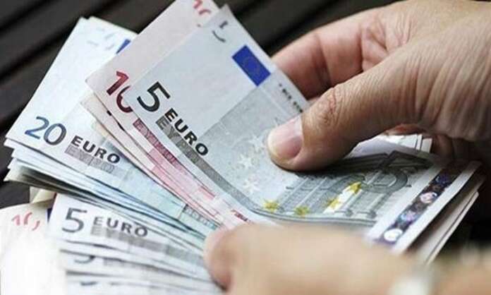 Αυξήσεις 5% ως 55% στις συντάξεις με τη μεταρρύθμιση λέει ο Υπ. Εργασίας στη Βουλή