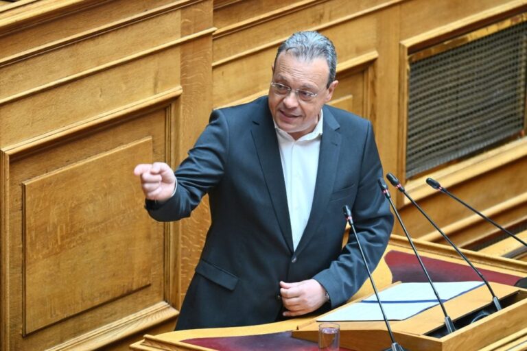 Ανεξαρτητοποιείται από την Κ.Ο. του ΣΥΡΙΖΑ ο Σωκράτης Φάμελλος
