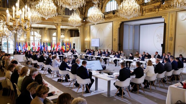 Το αντιβαλλιστικό πρόγραμμα της Ουκρανίας απόψε στη «Συμμαχία των Προθύμων» στο Παρίσι