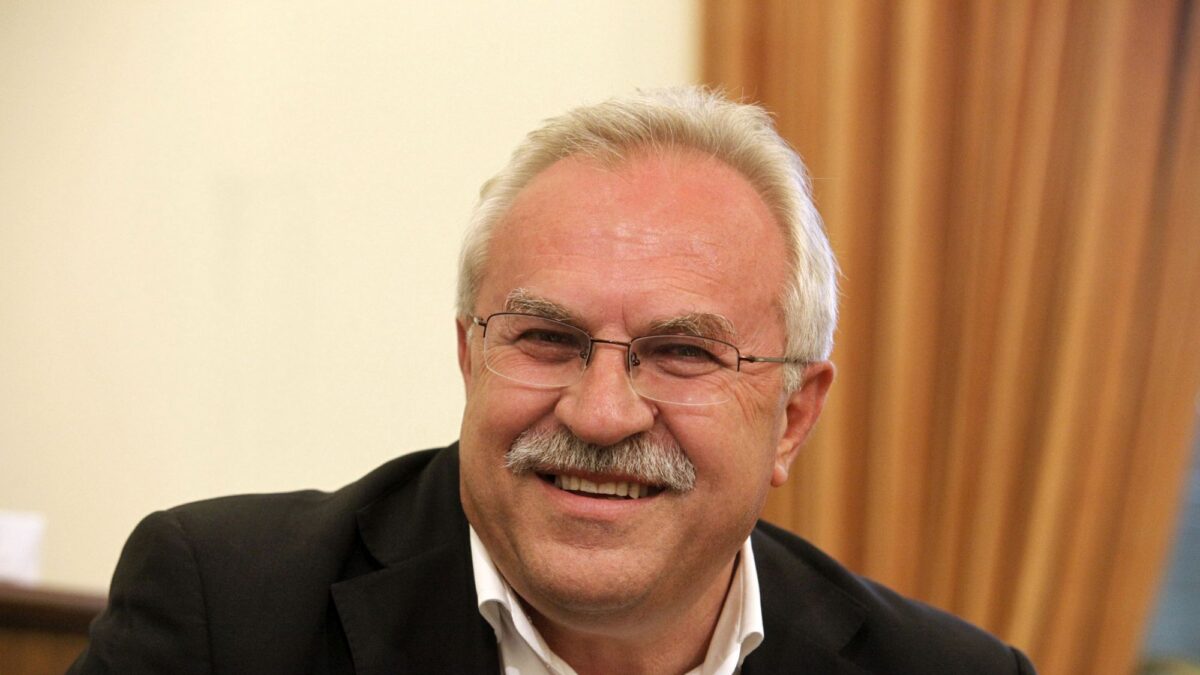&Delta;&eta;&mu;ή&tau;&rho;&eta;&sigmaf; &Gamma;ά&kappa;&eta;&sigmaf;