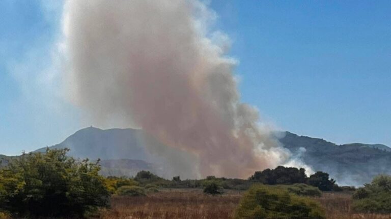 Φωτιά στην Κέρκυρα, στην περιοχή Γιαννάδες