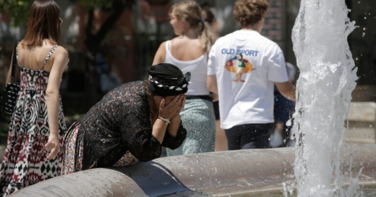 Καιρός: Αύριο η πιο ζεστή ημέρα της εβδομάδας – Επιστρέφουν τα 38άρια και οι άνεμοι στο Αιγαίο έως 8 μποφόρ