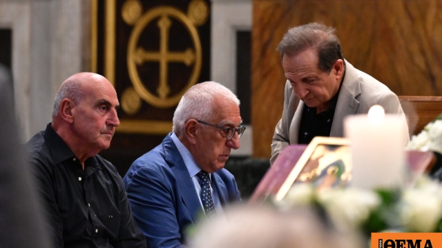 Κακλαμάνης για Μάρω Κοντού: Πάλεψε δύο χρόνια μόνη της με τον καρκίνο, αλλά έφυγε όρθια και με αξιοπρέπεια