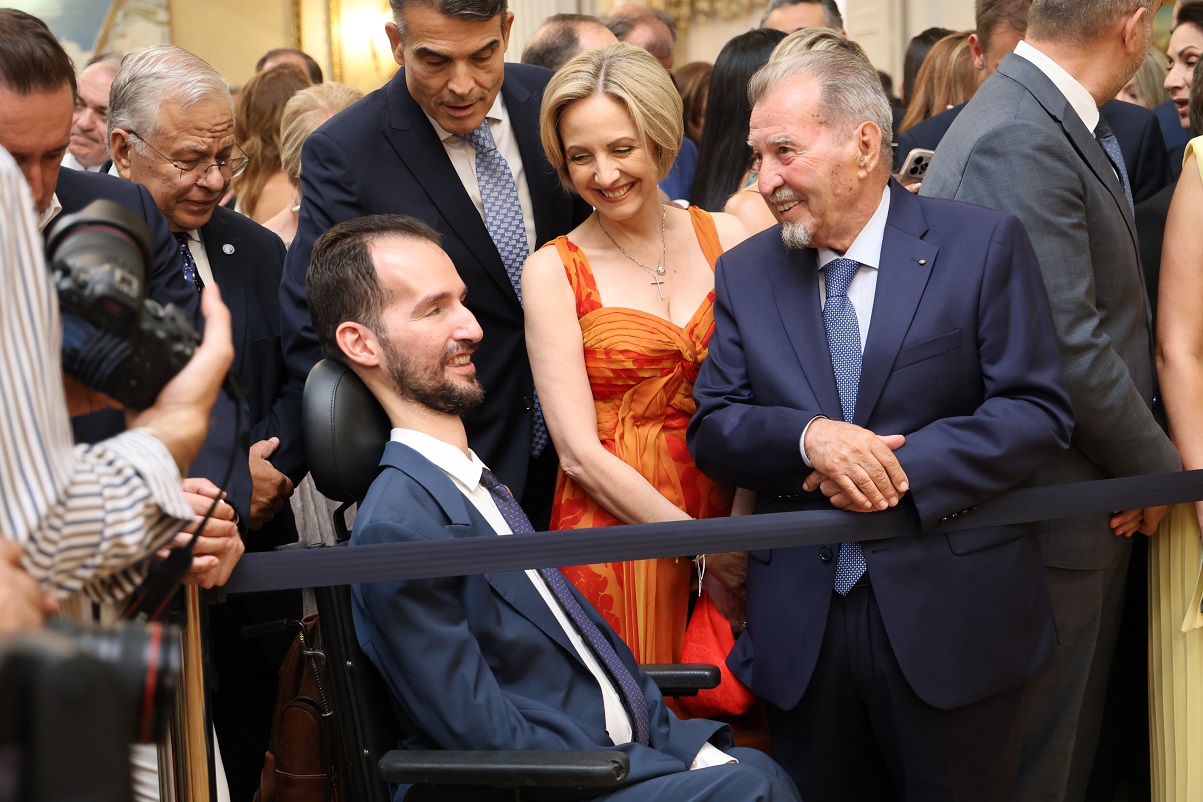 &Delta;&epsilon;&xi;ί&omega;&sigma;&eta; &sigma;&tau;&omicron; &Pi;&rho;&omicron;&epsilon;&delta;&rho;&iota;&kappa;ό &Mu;έ&gamma;&alpha;&rho;&omicron; &alpha;&pi;ό &tau;&omicron;&nu; &Pi;&rho;ό&epsilon;&delta;&rho;&omicron; &tau;&eta;&sigmaf; &Delta;&eta;&mu;&omicron;&kappa;&rho;&alpha;&tau;ί&alpha;&sigmaf; &Kappa;&omega;&sigma;&tau;&alpha;&nu;&tau;ί&nu;&omicron; &Tau;&alpha;&sigma;&omicron;ύ&lambda;&alpha; &gamma;&iota;&alpha; &tau;&eta;&nu; 52&eta; &epsilon;&pi;έ&tau;&epsilon;&iota;&omicron; &tau;&eta;&sigmaf; &alpha;&pi;&omicron;&kappa;&alpha;&tau;ά&sigma;&tau;&alpha;&sigma;&eta;&sigmaf; &tau;&eta;&sigmaf; &Delta;&eta;&mu;&omicron;&kappa;&rho;&alpha;&tau;ί&alpha;&sigmaf;, &Pi;&alpha;&rho;&alpha;&sigma;&kappa;&epsilon;&upsilon;ή 24 &Iota;&omicron;&upsilon;&lambda;ί&omicron;&upsilon; 2026  (&Gamma;&Iota;&Alpha;&Nu;&Nu;&Eta;&Sigma; &Pi;&Alpha;&Nu;&Alpha;&Gamma;&Omicron;&Pi;&Omicron;&Upsilon;&Lambda;&Omicron;&Sigma;