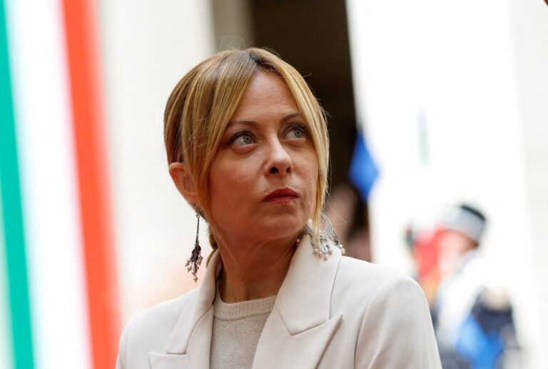 Ιταλία: Η κυβέρνηση Μελόνι μειώνει τους φόρους στο πετρέλαιο κίνησης μέχρι τις 6 Αυγούστου