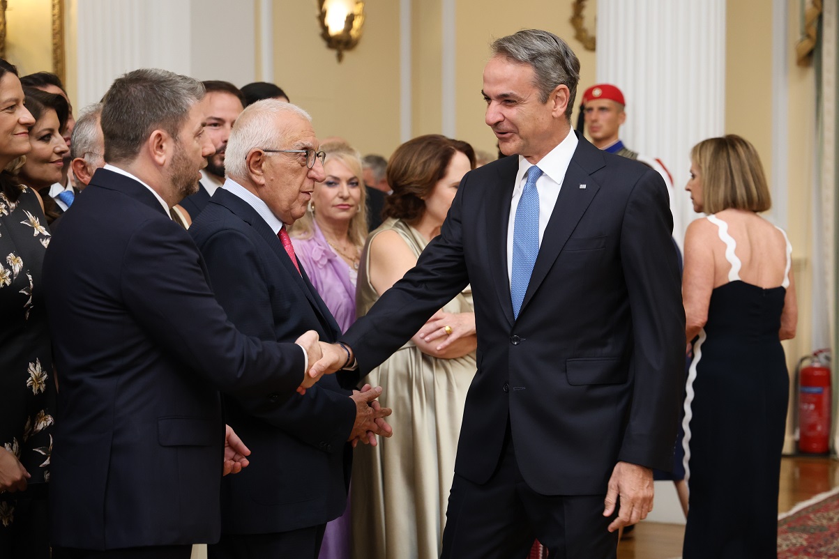 &Delta;&epsilon;&xi;ί&omega;&sigma;&eta; &sigma;&tau;&omicron; &Pi;&rho;&omicron;&epsilon;&delta;&rho;&iota;&kappa;ό &Mu;έ&gamma;&alpha;&rho;&omicron; &alpha;&pi;ό &tau;&omicron;&nu; &Pi;&rho;ό&epsilon;&delta;&rho;&omicron; &tau;&eta;&sigmaf; &Delta;&eta;&mu;&omicron;&kappa;&rho;&alpha;&tau;ί&alpha;&sigmaf; &Kappa;&omega;&sigma;&tau;&alpha;&nu;&tau;ί&nu;&omicron; &Tau;&alpha;&sigma;&omicron;ύ&lambda;&alpha; &gamma;&iota;&alpha; &tau;&eta;&nu; 52&eta; &epsilon;&pi;έ&tau;&epsilon;&iota;&omicron; &tau;&eta;&sigmaf; &alpha;&pi;&omicron;&kappa;&alpha;&tau;ά&sigma;&tau;&alpha;&sigma;&eta;&sigmaf; &tau;&eta;&sigmaf; &Delta;&eta;&mu;&omicron;&kappa;&rho;&alpha;&tau;ί&alpha;&sigmaf;, &Pi;&alpha;&rho;&alpha;&sigma;&kappa;&epsilon;&upsilon;ή 24 &Iota;&omicron;&upsilon;&lambda;ί&omicron;&upsilon; 2026  (&Gamma;&Iota;&Alpha;&Nu;&Nu;&Eta;&Sigma; &Pi;&Alpha;&Nu;&Alpha;&Gamma;&Omicron;&Pi;&Omicron;&Upsilon;&Lambda;&Omicron;&Sigma;