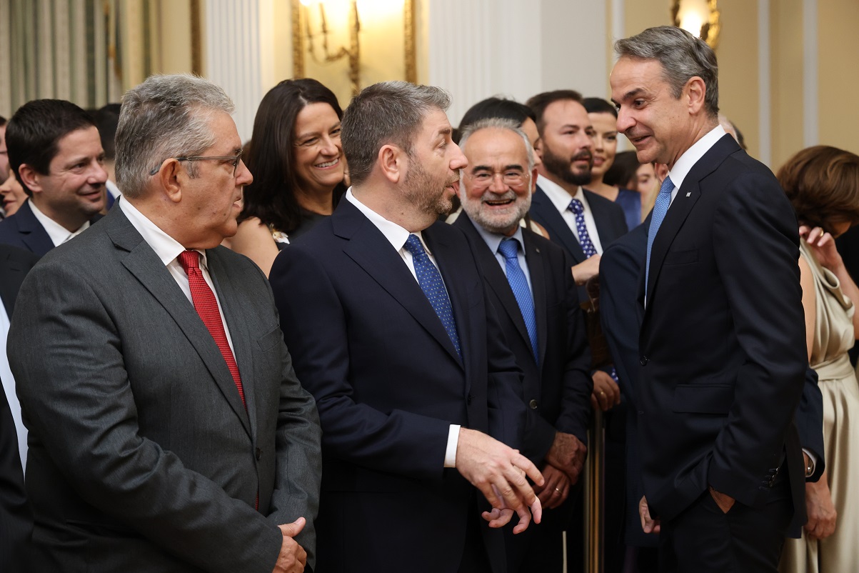 &Delta;&epsilon;&xi;ί&omega;&sigma;&eta; &sigma;&tau;&omicron; &Pi;&rho;&omicron;&epsilon;&delta;&rho;&iota;&kappa;ό &Mu;έ&gamma;&alpha;&rho;&omicron; &alpha;&pi;ό &tau;&omicron;&nu; &Pi;&rho;ό&epsilon;&delta;&rho;&omicron; &tau;&eta;&sigmaf; &Delta;&eta;&mu;&omicron;&kappa;&rho;&alpha;&tau;ί&alpha;&sigmaf; &Kappa;&omega;&sigma;&tau;&alpha;&nu;&tau;ί&nu;&omicron; &Tau;&alpha;&sigma;&omicron;ύ&lambda;&alpha; &gamma;&iota;&alpha; &tau;&eta;&nu; 52&eta; &epsilon;&pi;έ&tau;&epsilon;&iota;&omicron; &tau;&eta;&sigmaf; &alpha;&pi;&omicron;&kappa;&alpha;&tau;ά&sigma;&tau;&alpha;&sigma;&eta;&sigmaf; &tau;&eta;&sigmaf; &Delta;&eta;&mu;&omicron;&kappa;&rho;&alpha;&tau;ί&alpha;&sigmaf;, &Pi;&alpha;&rho;&alpha;&sigma;&kappa;&epsilon;&upsilon;ή 24 &Iota;&omicron;&upsilon;&lambda;ί&omicron;&upsilon; 2026  (&Gamma;&Iota;&Alpha;&Nu;&Nu;&Eta;&Sigma; &Pi;&Alpha;&Nu;&Alpha;&Gamma;&Omicron;&Pi;&Omicron;&Upsilon;&Lambda;&Omicron;&Sigma;