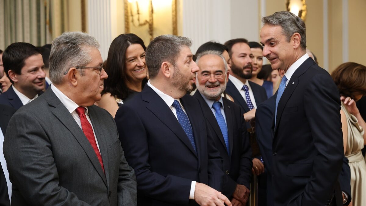 &Mu;&eta;&tau;&sigma;&omicron;&tau;ά&kappa;&eta;&sigmaf;, &Alpha;&nu;&delta;&rho;&omicron;&upsilon;&lambda;ά&kappa;&eta;&sigmaf; &kappa;&alpha;&iota; &Kappa;&omicron;&upsilon;&tau;&sigma;&omicron;ύ&mu;&pi;&alpha;&sigmaf;