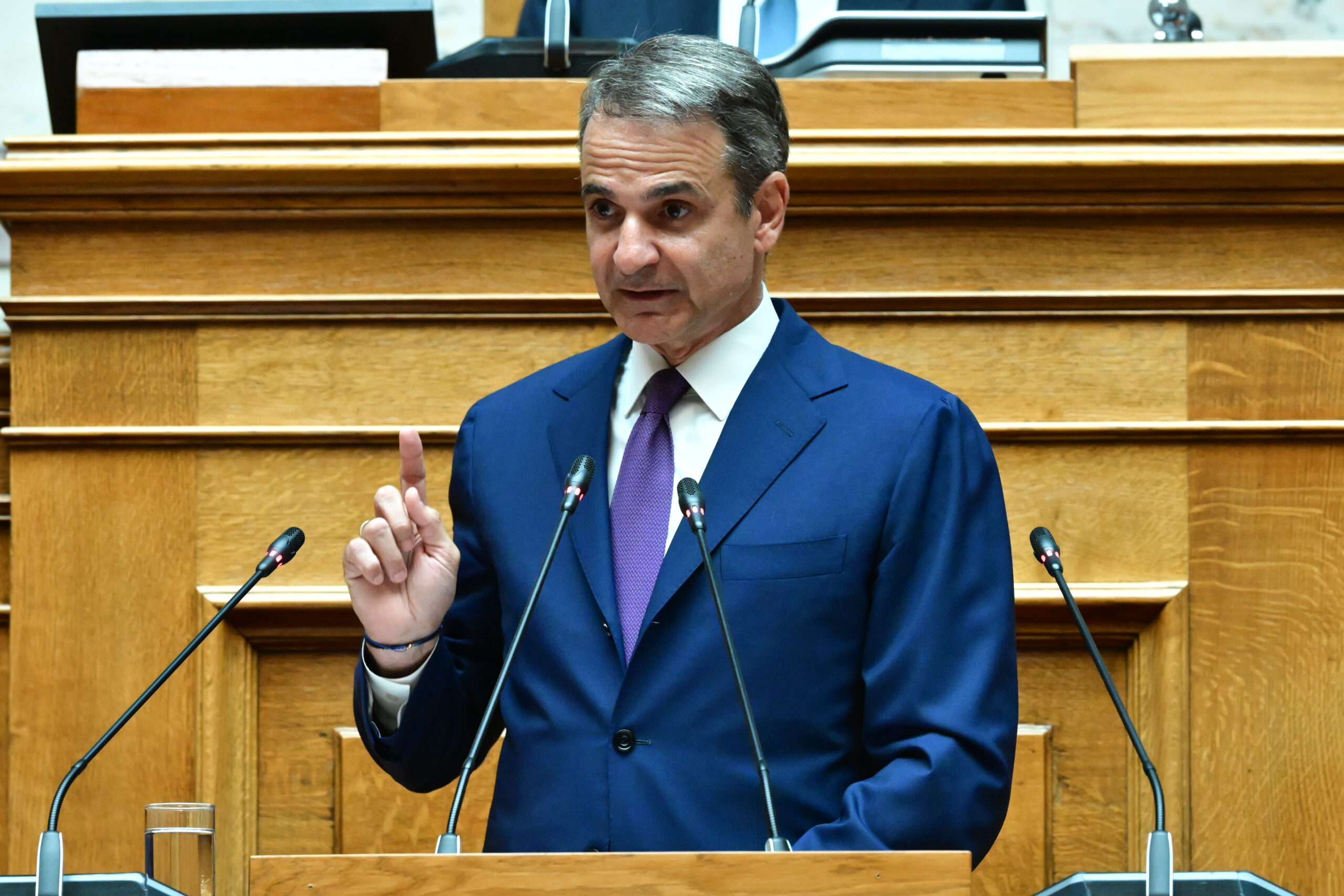 &Sigma;&tau;&iota;&gamma;&mu;&iota;ό&tau;&upsilon;&pi;&omicron; &alpha;&pi;ό &tau;&eta; &sigma;&upsilon;&nu;&epsilon;&delta;&rho;ί&alpha;&sigma;&eta; &tau;&eta;&sigmaf; &Kappa;&omicron;&iota;&nu;&omicron;&beta;&omicron;&upsilon;&lambda;&epsilon;&upsilon;&tau;&iota;&kappa;ή&sigmaf; &Omicron;&mu;ά&delta;&alpha;&sigmaf; &tau;&eta;&sigmaf; &Nu;έ&alpha;&sigmaf; &Delta;&eta;&mu;&omicron;&kappa;&rho;&alpha;&tau;ί&alpha;&sigmaf; (&Pi;&eta;&gamma;ή &phi;&omega;&tau;&omicron;&gamma;&rho;&alpha;&phi;ί&alpha;&sigmaf;: &Tau;&Alpha;&Tau;&Iota;&Alpha;&Nu;&Alpha; &Mu;&Pi;&Omicron;&Lambda;&Alpha;&Rho;&Eta;