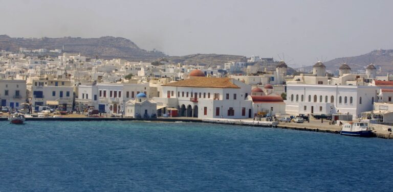 «Χρυσά» τα ακίνητα στα νησιά