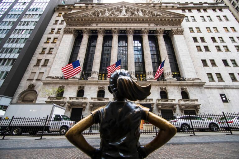 Wall Street: Ράλι με οδηγό την τεχνολογία – Η αποκλιμάκωση του πληθωρισμού τροφοδοτεί την αισιοδοξία των επενδυτών