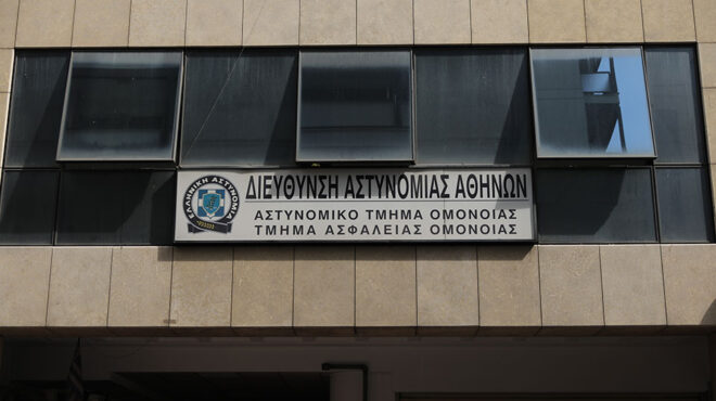 α-τ-ομόνοιας-ενοχοι-οι-δύο-αστυνομικοί-564331951