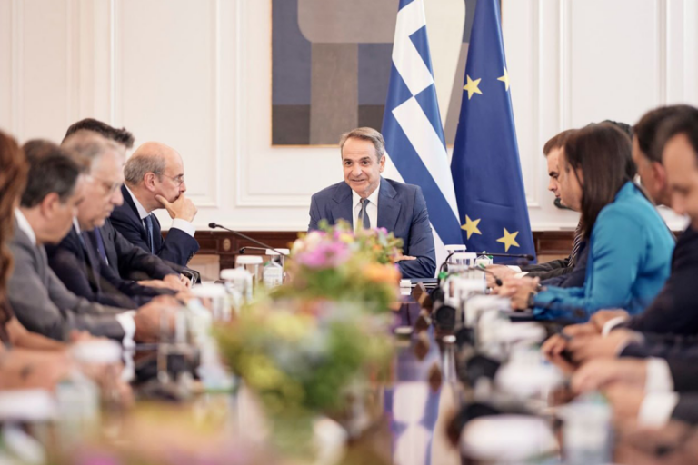 Κυριάκος Μητσοτάκης: ΚΥΣΟΙΠ με προεκλογικά «θα» για πόρους και έργα