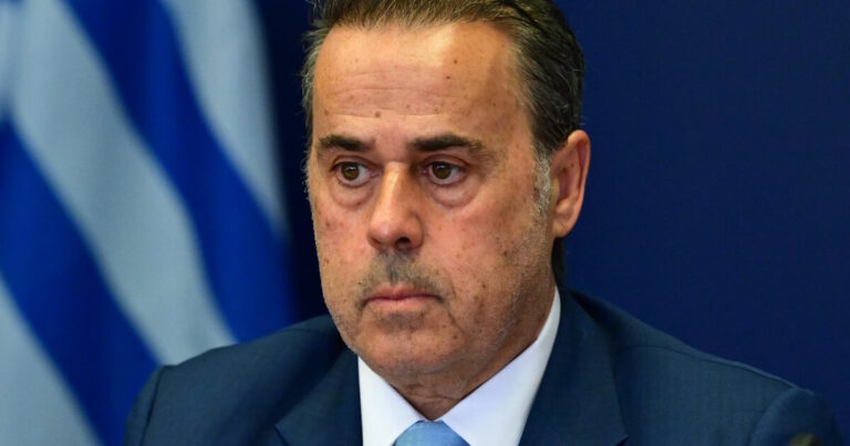 Ο Παπασταύρου συναντά τη Chevron στο ΥΠΕΝ