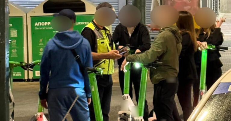 Ηλεκτρικά πατίνια: Απαγόρευση στους ανηλίκους και ηλεκτρονικό μητρώο για όλα τα οχήματα