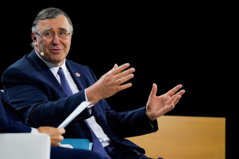 Πατρίκ Πουγιάν: Η TotalEnergies κερδίζει 400 εκατ. δολάρια ετησίως από την πώληση ρωσικού LNG