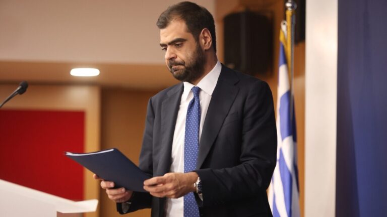 &Pi;&alpha;ύ&lambda;&omicron;&sigmaf; &Mu;&alpha;&rho;&iota;&nu;ά&kappa;&eta;&sigmaf;
