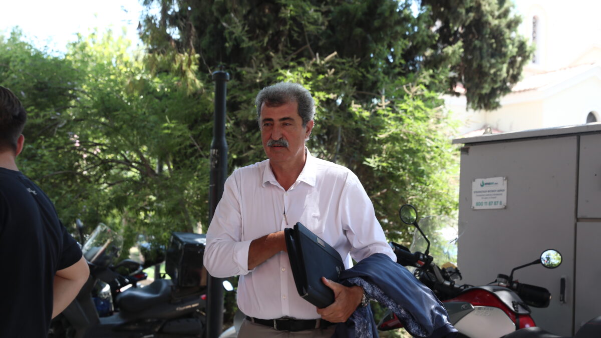 &Pi;&alpha;ύ&lambda;&omicron;&sigmaf; &Pi;&omicron;&lambda;ά&kappa;&eta;&sigmaf;