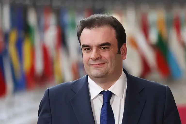 Πιερρακάκης: Συνάντηση με την πρόεδρο του Ευρωπαϊκού Κοινοβουλίου
