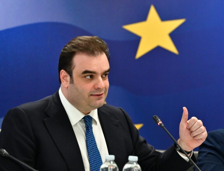 Κ. Πιερρακάκης στους FT: Η Ευρώπη πρέπει να αξιοποιήσει τις δυνατότητες του ραδιοφάσματος